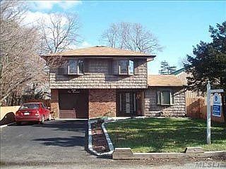 2nd image of 100 N 23rd St