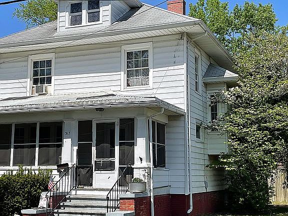 3rd image of 317 N Pine St