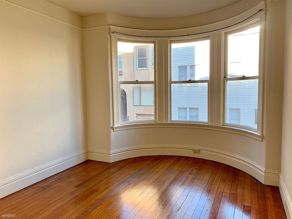 1403 Kearny_Living Room_09182019