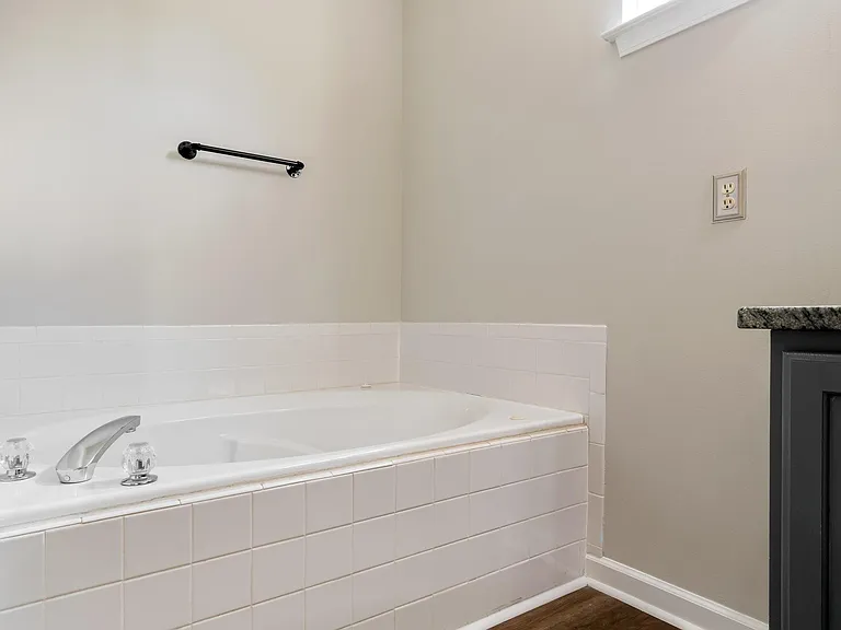 3215 Nolen Ln — Photo 40