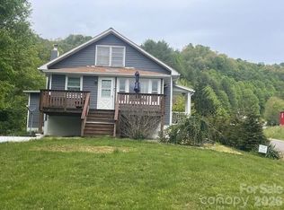 733 Clark Swift Rd, Vilas, NC 28692