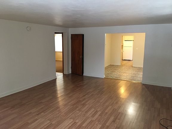 2nd image of 2806 Elizabeth Ave #1