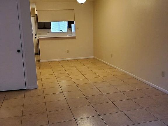 5th image of 2302 Buchanan Dr