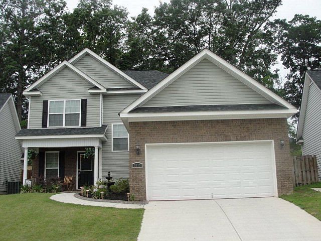 1st image of 2917 Aylesbury Dr