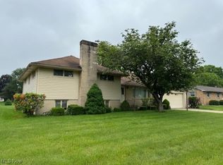 1059 2nd St SW, New Philadelphia, OH 44663