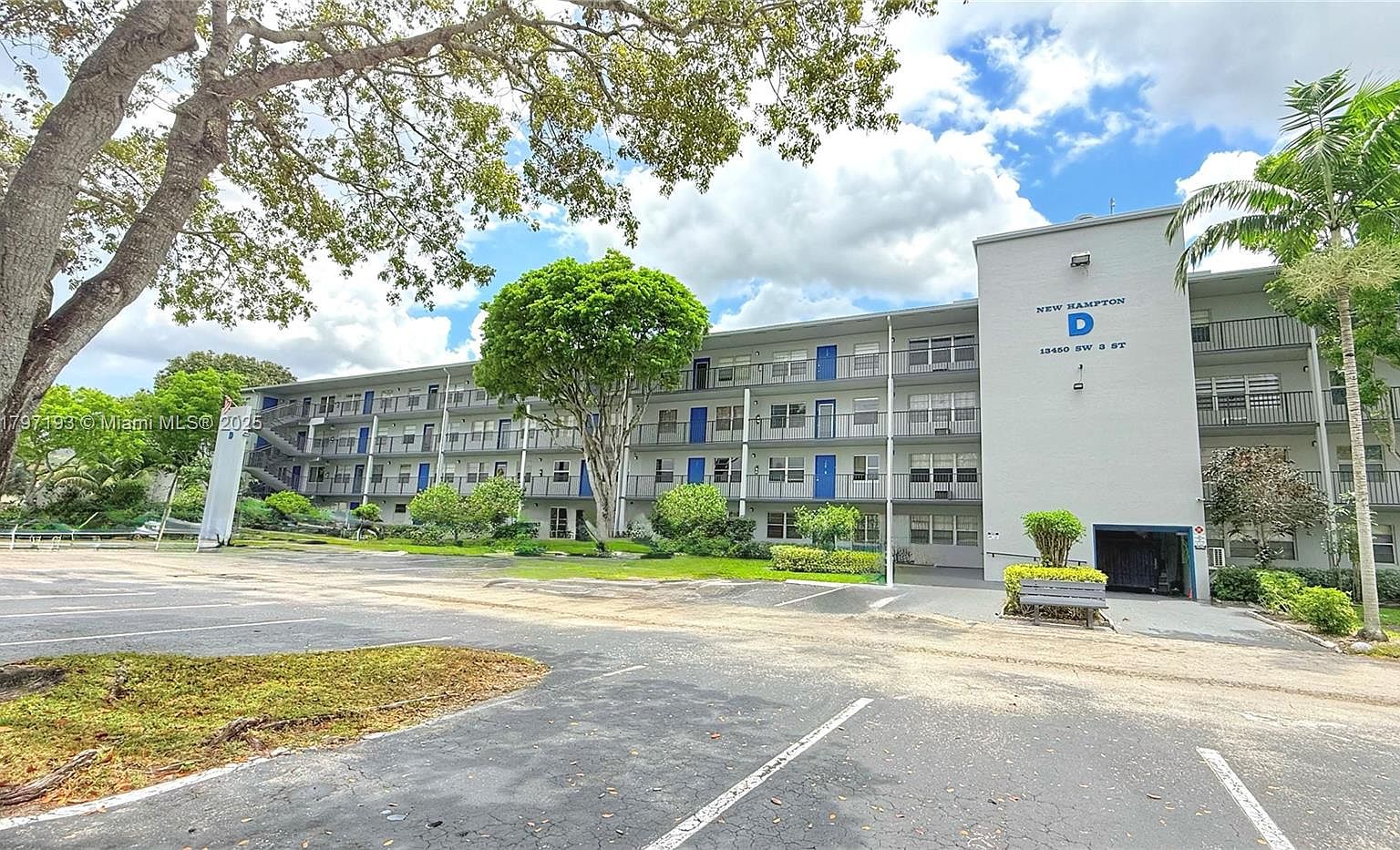 13450 SW 3rd St APT 308D