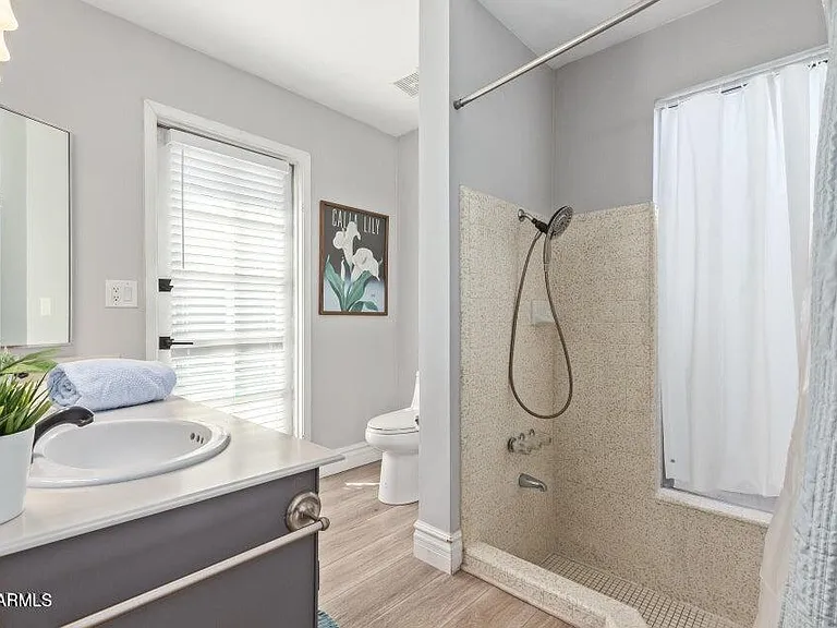 5337 E Gelding Dr — Photo 15