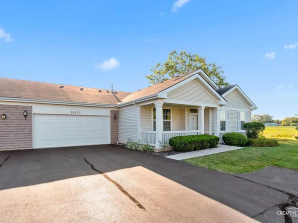 16424 Crescent Lake Ct, Crest Hill, IL 60403