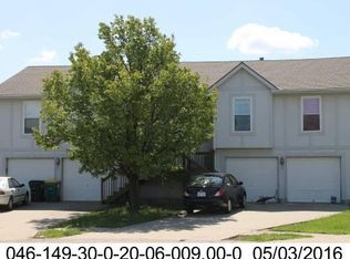 909 E Wildcat Run St, Gardner, KS 66030