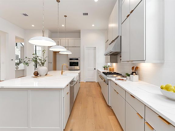 5th image of 613 Wendel St