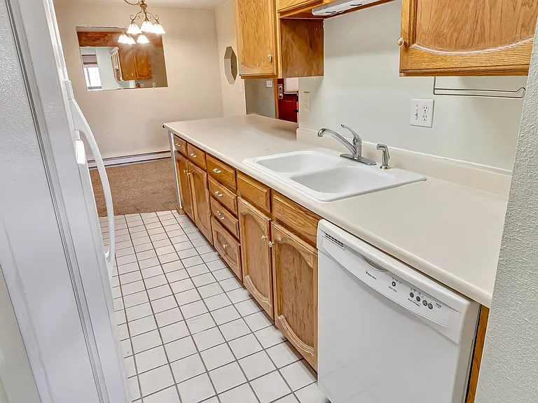2339 Rattlesnake Ct #B — Photo 5