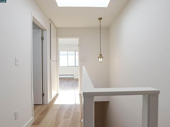 5th image of 3161 Birmingham Dr APT 211