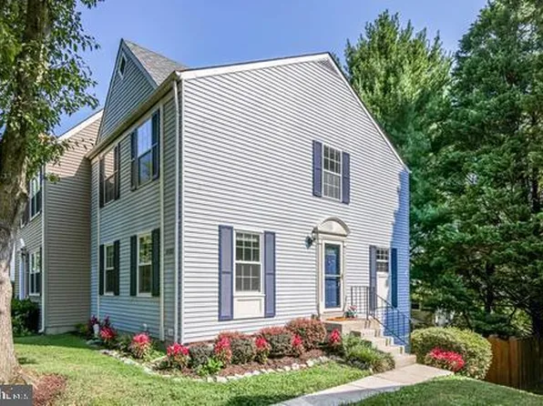 6480 Brickleigh Ct, Alexandria, VA 22315