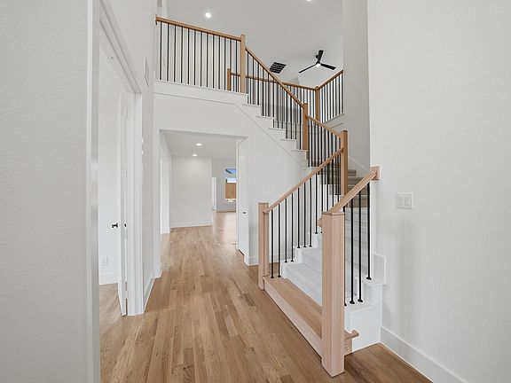 6th image of this home