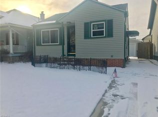 2192 Clarence Ave, Lakewood, OH 44107