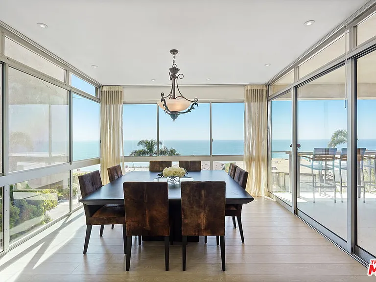 18101 Coastline Dr — Photo 3