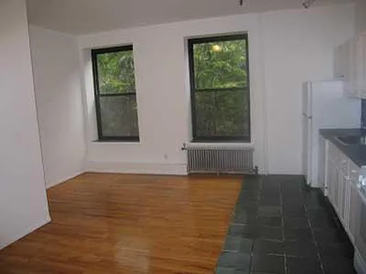 Rented by Buchbinder & Warren | media 28