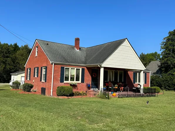 1500 W Queen Street, Edenton, NC 27932