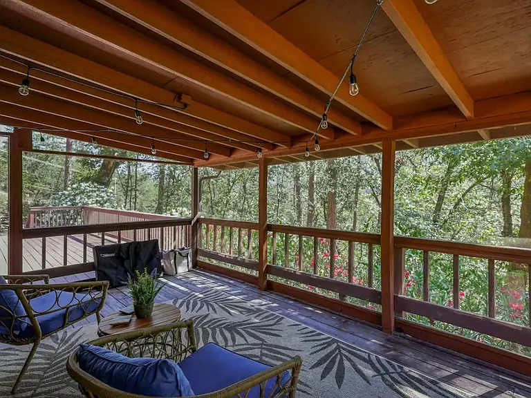 Racoon Dr — Photo 3