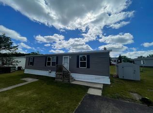 424 Laurel Leah, Oxford, MI 48371