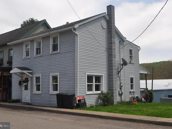 540 Moore St, Millersburg, PA 17061