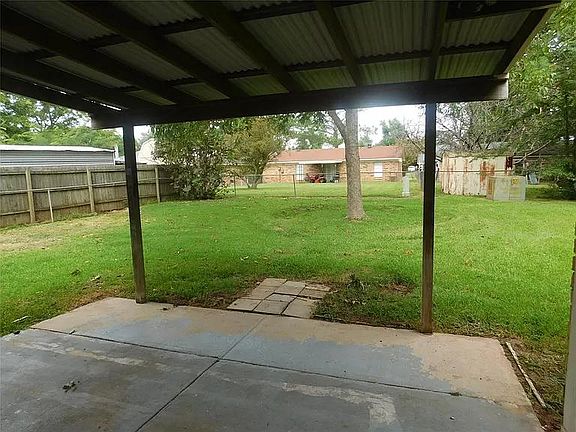 4th image of 2205 General McNair Dr