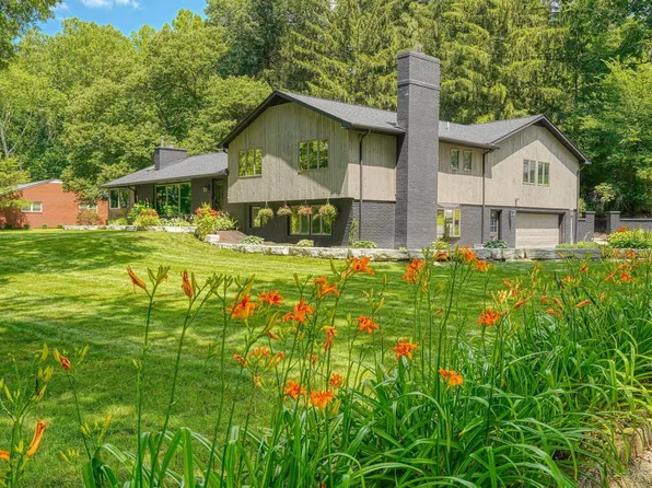 1300 Danny Rd, Logan, OH 43138