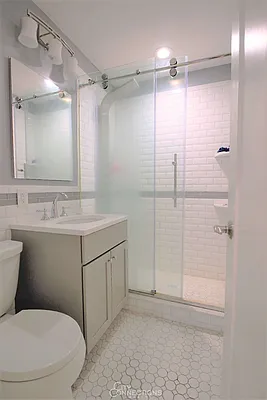 Rented by City Connections Realty | media 32