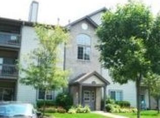 10402 Southern Meadows Dr, Louisville, KY 40241