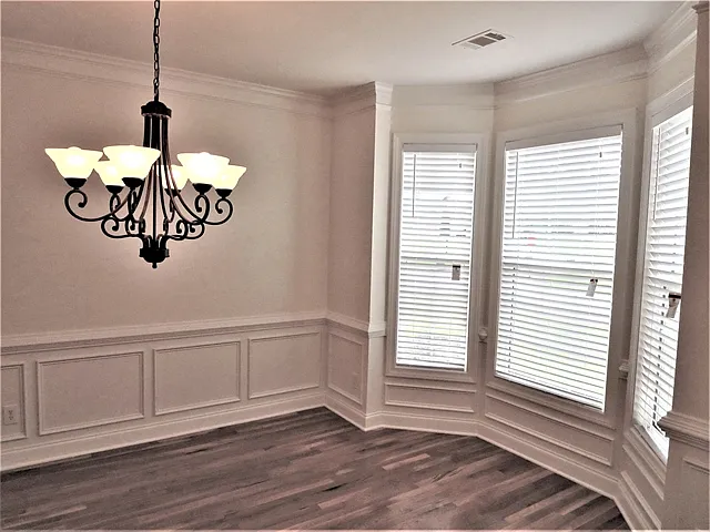 5592 Lair Ln — Photo 4
