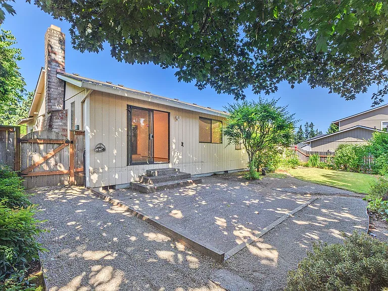 6540 SW 204th Pl — Photo 22