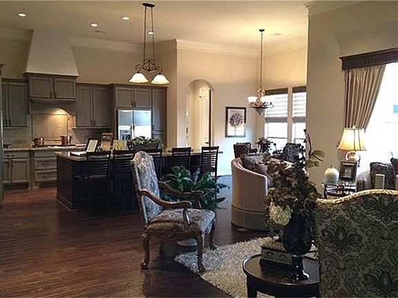 4th image of 23502 Bellina Dr