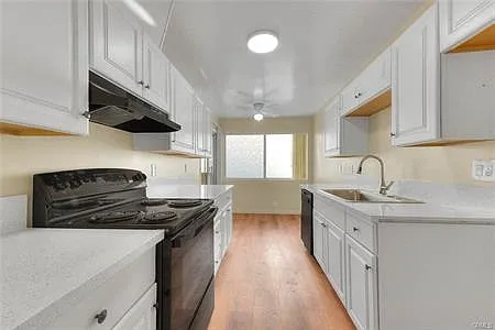 608 N Taylor Ave, Unit 211, Montebello — Photo 8