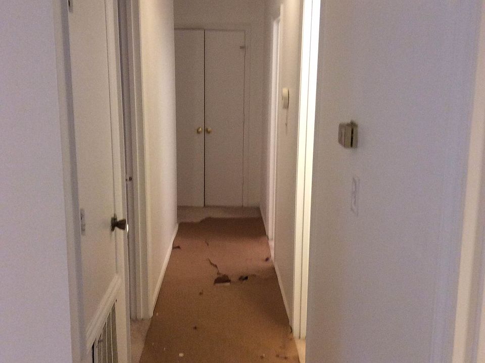1st image of 4800 Farm Pond Ln