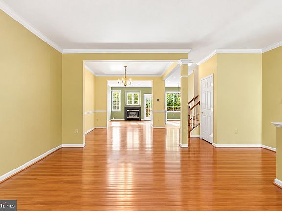 4th image of 6499 English Ivy Ct