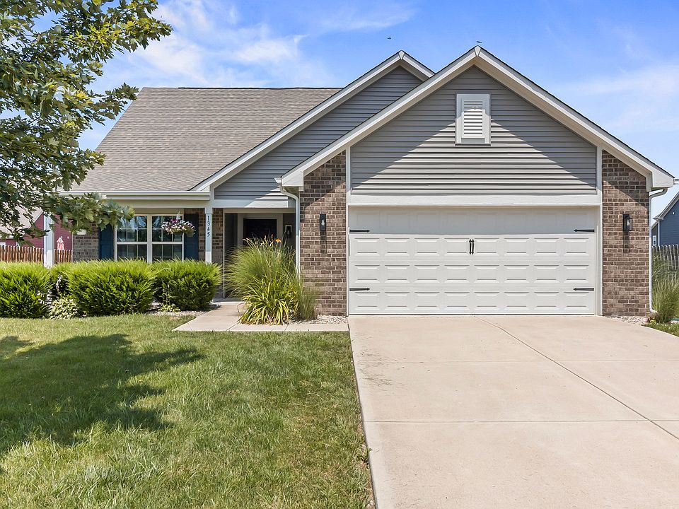 1st image of 1345 W Jade Dr