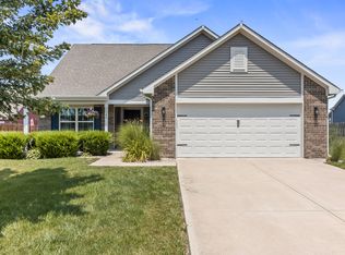 1345 W Jade Dr, Fortville, IN 46040