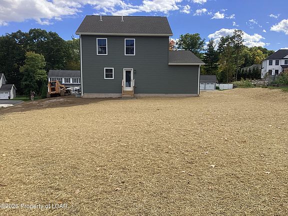 2nd image of 50 Saddle Ridge Dr