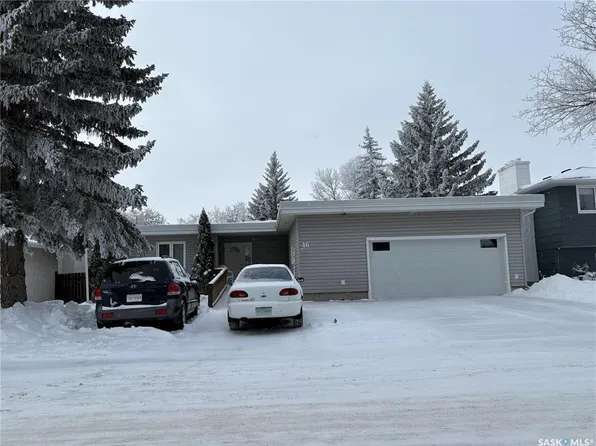 46 Rogers PLACE, Regina, SK S4S 6B4
