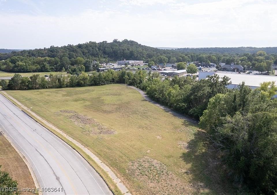 1st image of N Jones Rd