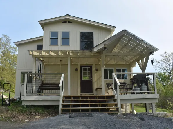 444 Melody Lane, Weathersfield, VT 05156