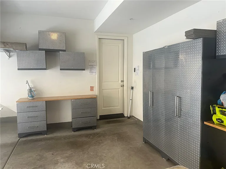 120 Strawberry Grv — Photo 24