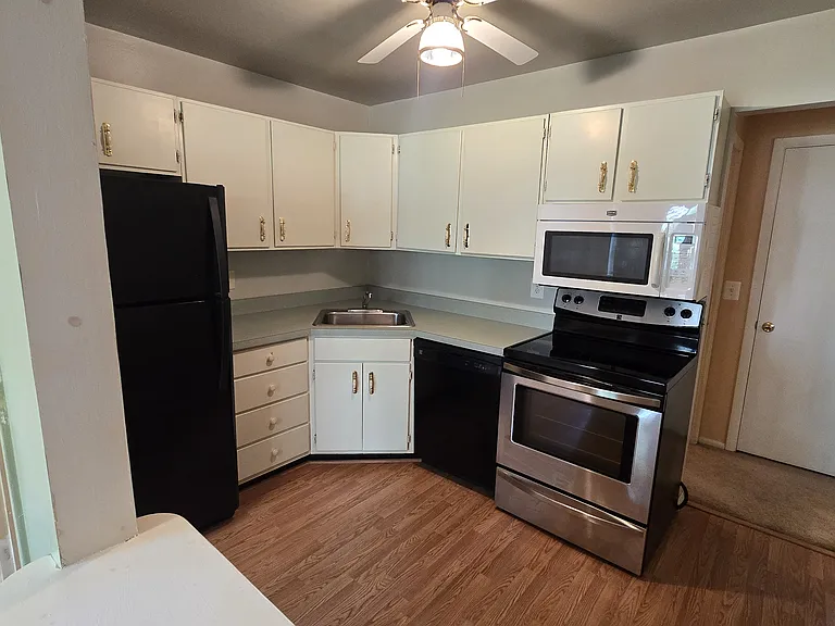 220 Timber Trl — Photo 6