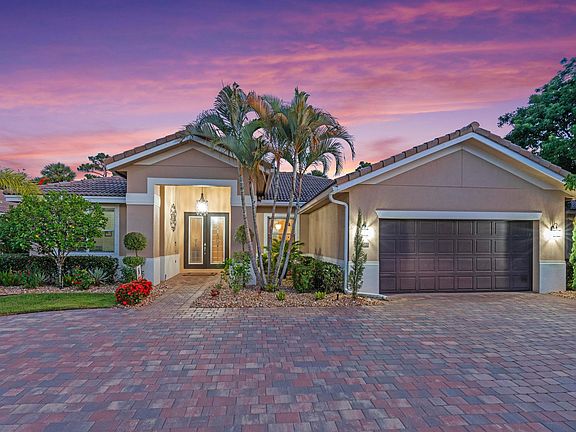 3rd image of 9406 Silent Oak Circle