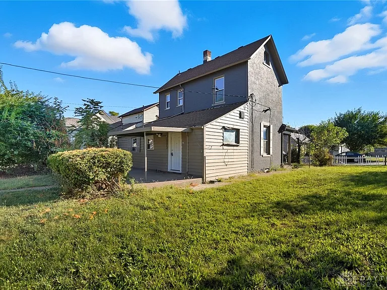 149 Boltin St — Photo 32
