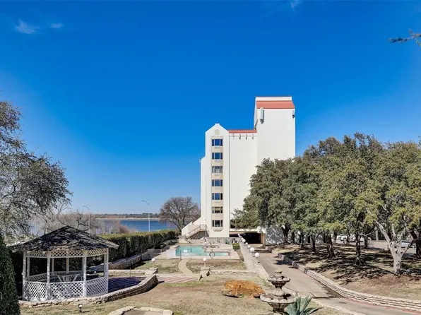 2103 Reflection Bay Dr, Arlington, TX 76013