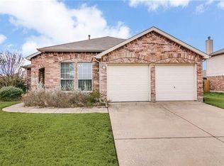 215 Spruce Trl, Forney, TX 75126