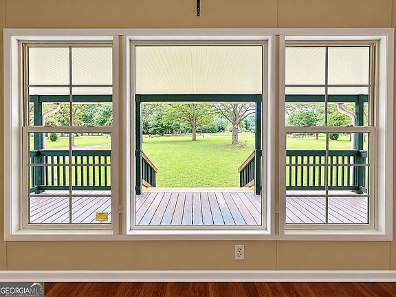 5th image of 351 Borders Rd