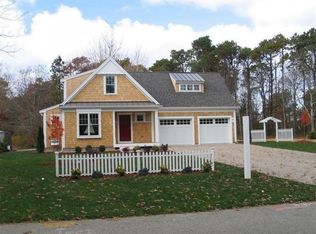11 Wheeler Rd, Marstons Mills, MA 02648