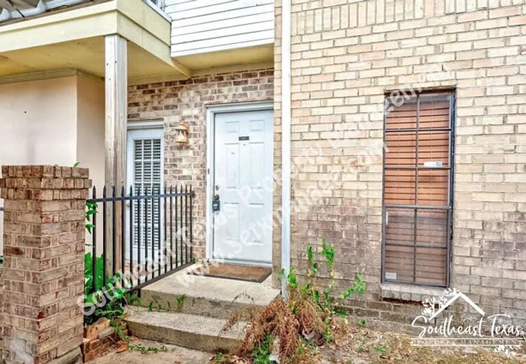 1620 Wellington Pl #903 — Photo 2